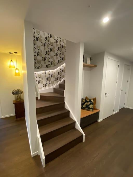 Villa Luxury Escape In Cbd - Walking Distance To Town à Tauranga Extérieur photo