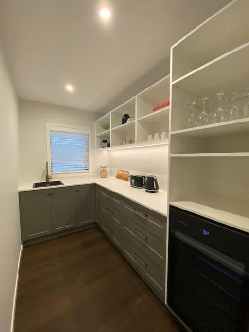 Villa Luxury Escape In Cbd - Walking Distance To Town à Tauranga Extérieur photo