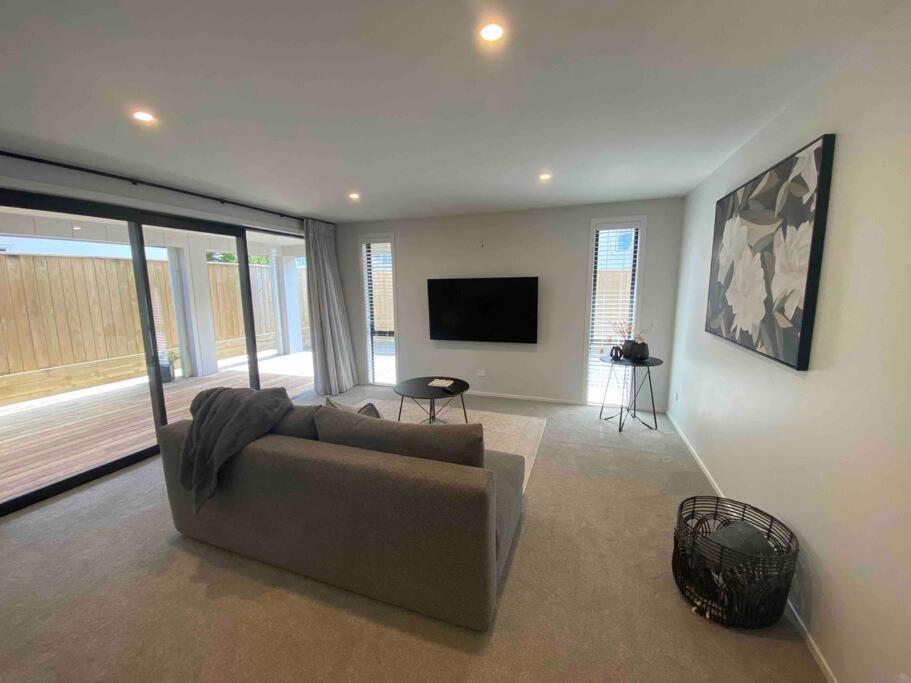Villa Luxury Escape In Cbd - Walking Distance To Town à Tauranga Extérieur photo